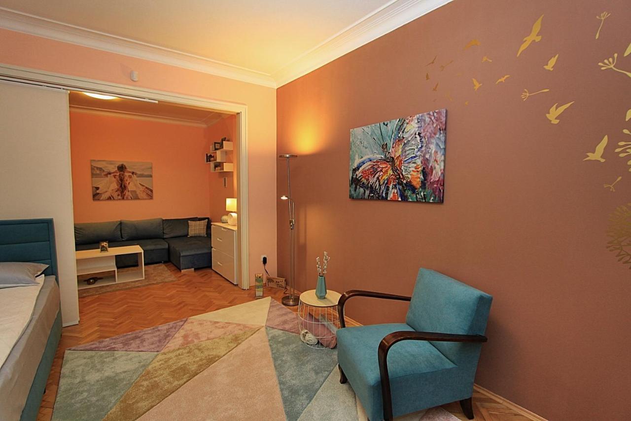 Colorful Apartment Sofia Extérieur photo